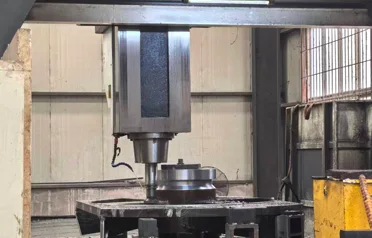 Hogyan szilárdítja meg a nagyméretű CNC portálos megmunkálás az egyedi alkatrészek export versenyképességét? A Tangshan Yuexin Machinery folyamatinnováció révén műveli a tengerentúli nehézipari ellátási piacot.