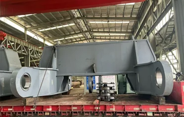 ​Hogyan biztosítható a nagyméretű berendezések stabil működése nagy teherbírású emelőkarokkal? A Tangshan Yuexin Machinery testreszabott alkatrészeit sikeresen szállították Qinhuangdaoba
